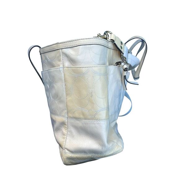 COACH baby Bag pale yellow Patent Leather Signature Travel Tote Baby vintage - Picture 4 of 11